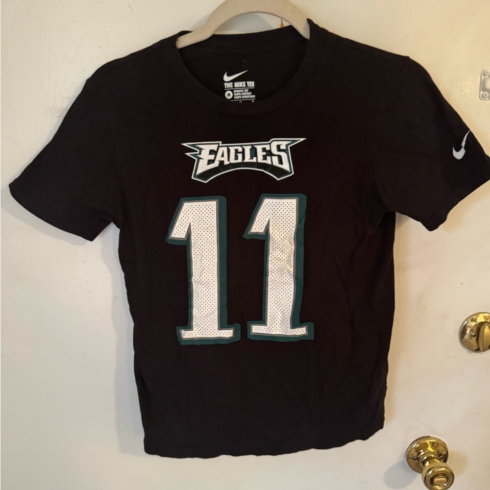 Philadelphia Eagles Carson Wentz #11 Nike Tee – Women’s Medium